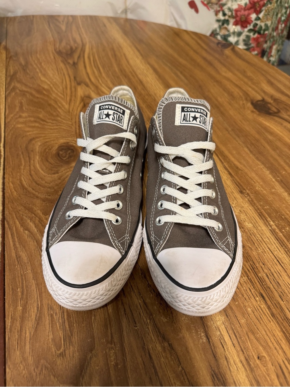 Converse All Star Low Top Sneakers - Gray and White